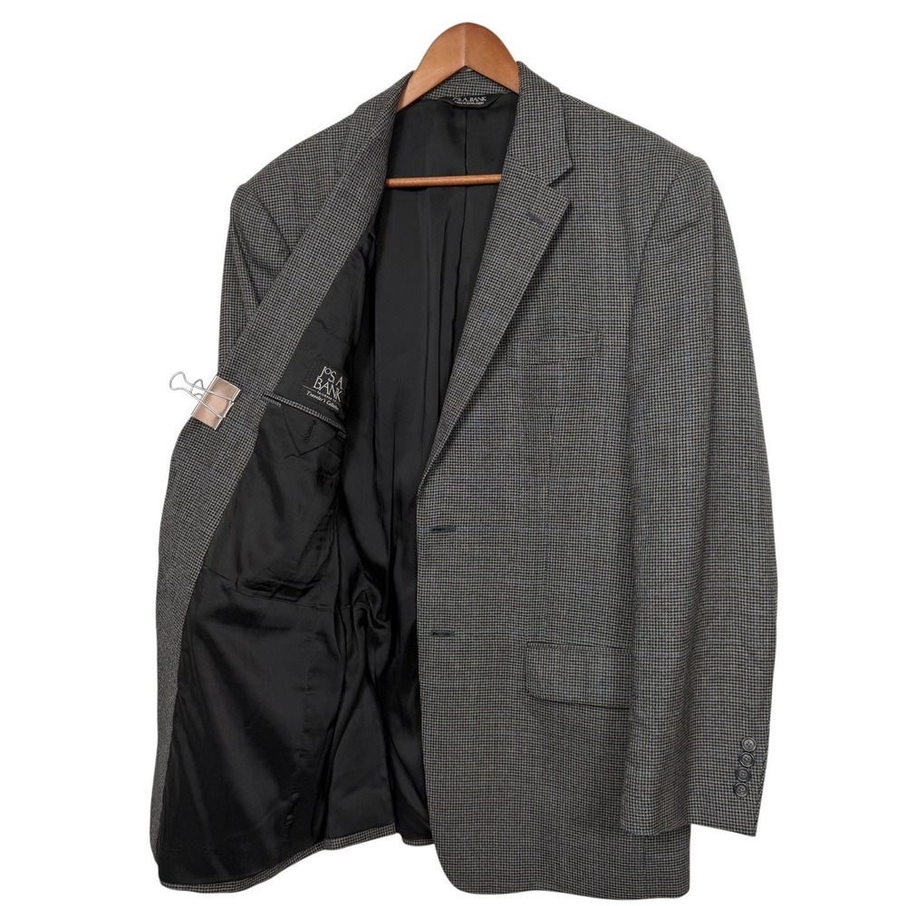 Jos A Bank Traveler's Collection 43L Sport Coat Gray Blue Windowpane Wool Blazer - Picture 1 of 14